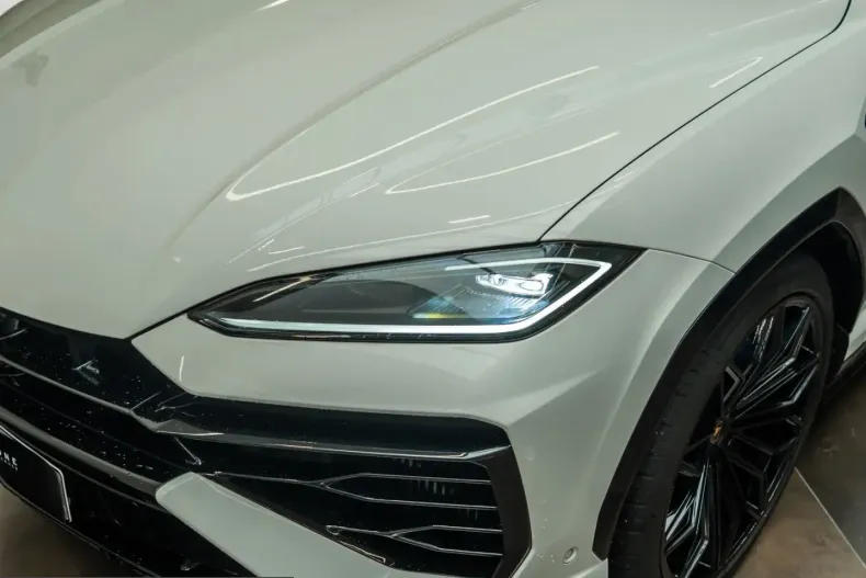 Lamborghini Urus din 2025 cu 9.960 km - oferta LAM239891 - foto 11
