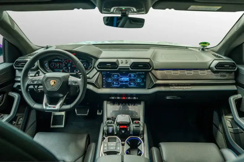 Lamborghini Urus din 2025 cu 9.960 km - oferta LAM239891 - foto 13