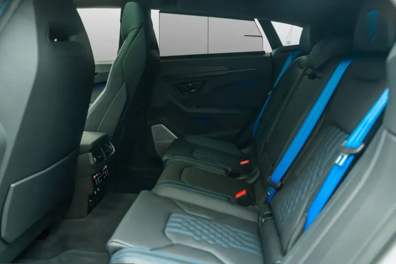 Lamborghini Urus din 2025 cu 9.960 km - oferta LAM239891 - foto 16