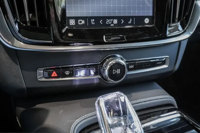 Volvo S90 din 2025 cu 9.500 km - oferta VOL239910 - foto 13