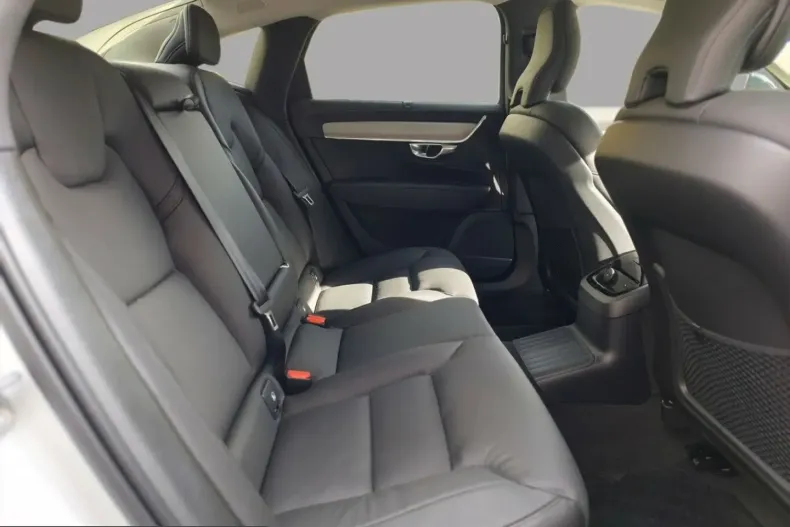 Volvo S90 din 2025 cu 11.250 km - oferta VOL239911 - foto 8