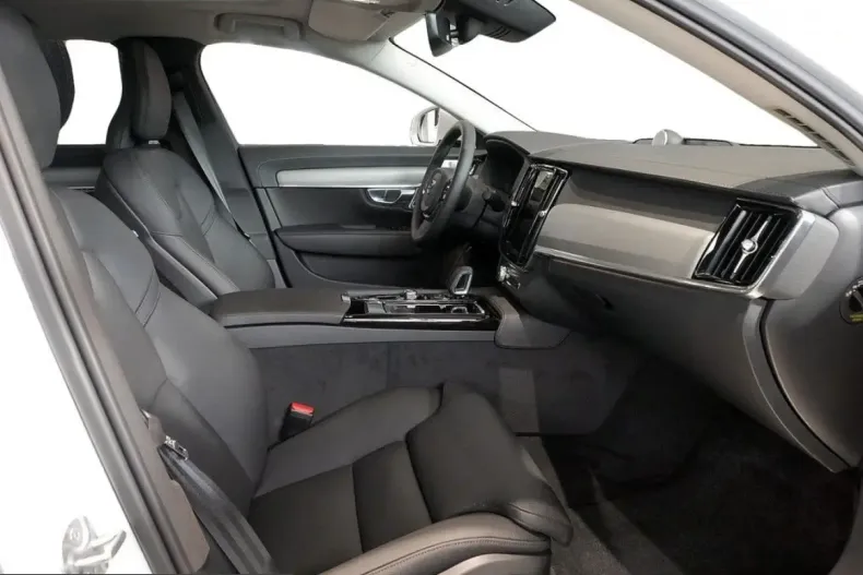 Volvo S90 din 2025 cu 7.850 km - oferta VOL239912 - foto 4