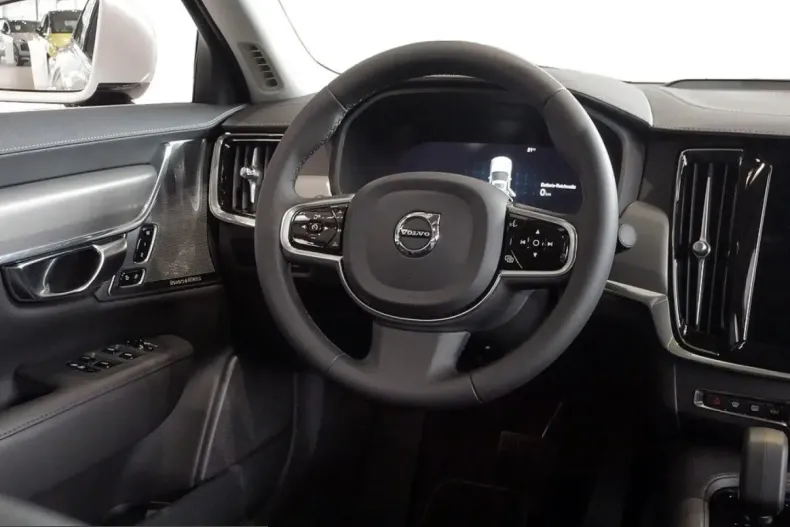 Volvo S90 din 2025 cu 7.850 km - oferta VOL239912 - foto 7