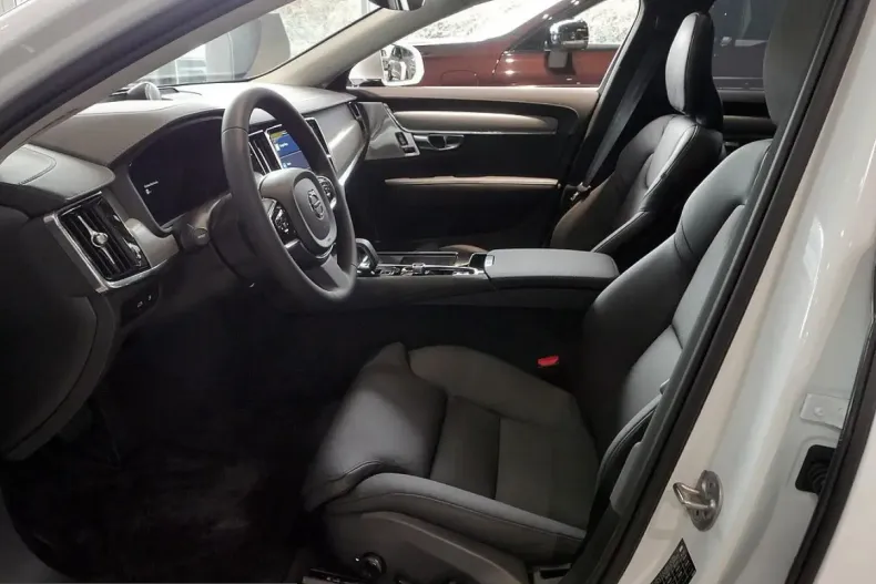 Volvo S90 din 2025 cu 7.850 km - oferta VOL239912 - foto 14