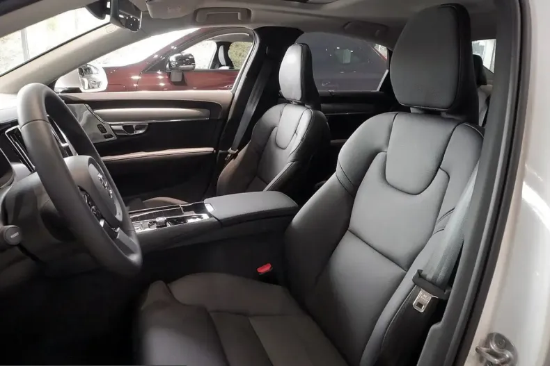 Volvo S90 din 2025 cu 7.850 km - oferta VOL239912 - foto 28