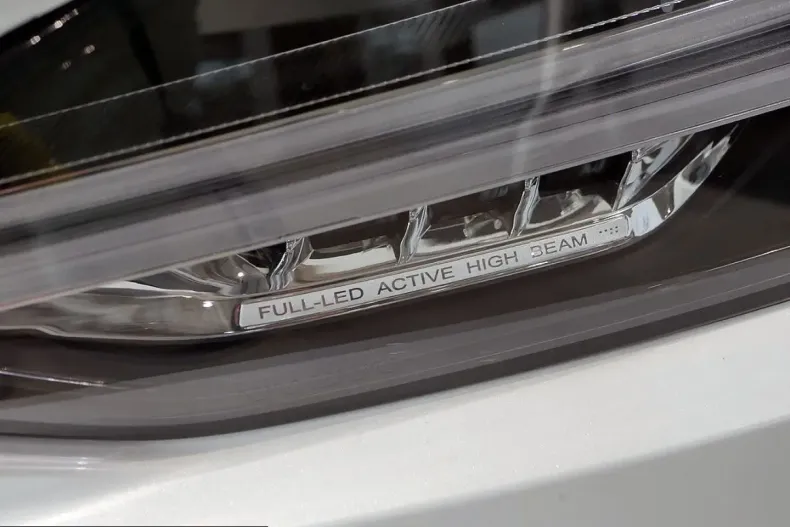 Volvo S90 din 2025 cu 7.850 km - oferta VOL239912 - foto 30
