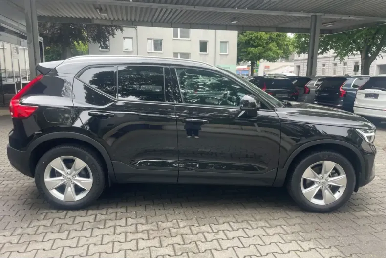 Volvo XC40 din 2025 cu 20.545 km - oferta VOL239913 - foto 8