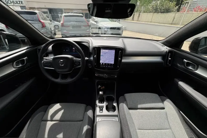Volvo XC40 din 2025 cu 20.545 km - oferta VOL239913 - foto 18