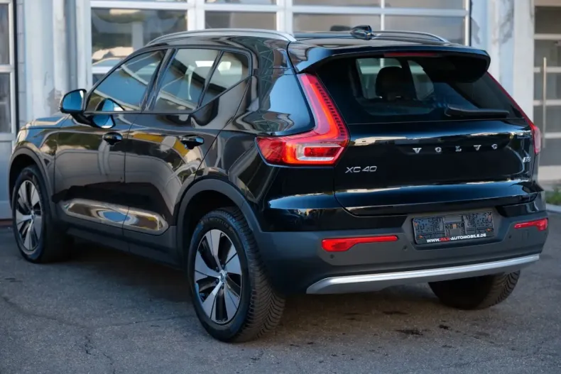 Volvo XC40 din 2025 cu 32.092 km - oferta VOL239914 - foto 5