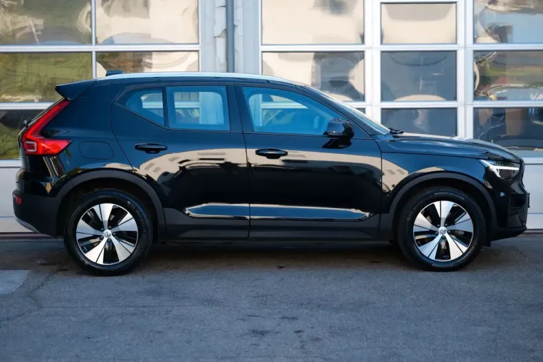 Volvo XC40 din 2025 cu 32.092 km - oferta VOL239914 - foto 9