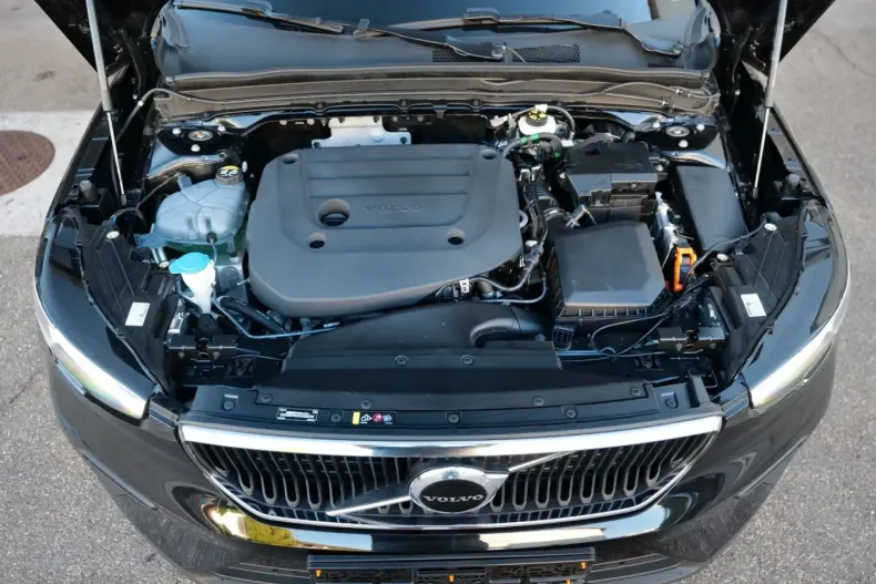 Volvo XC40 din 2025 cu 32.092 km - oferta VOL239914 - foto 28