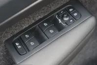 Volvo XC40 din 2024 cu 29.750 km - oferta VOL239916 - foto 13