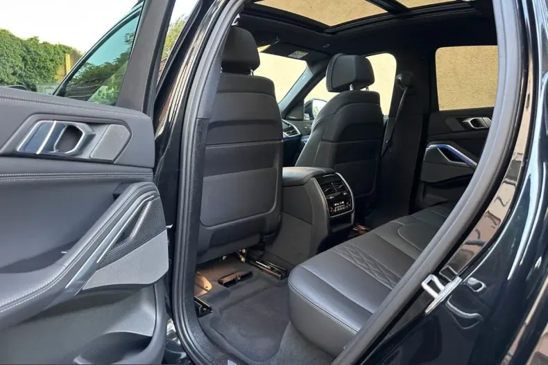 BMW X6 (Seria X) din 2023 cu 58.000 km - oferta BMW239927 - foto 37