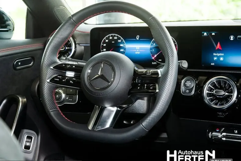 Mercedes-Benz CLA 200 (Clasa CLA) din 2025 cu 6.764 km - oferta MER239929 - foto 6