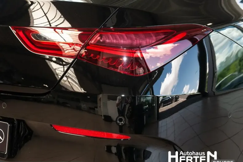 Mercedes-Benz CLA 200 (Clasa CLA) din 2025 cu 6.764 km - oferta MER239929 - foto 13