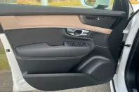 Volvo XC90 din 2025 cu 29.500 km - oferta VOL239933 - foto 10