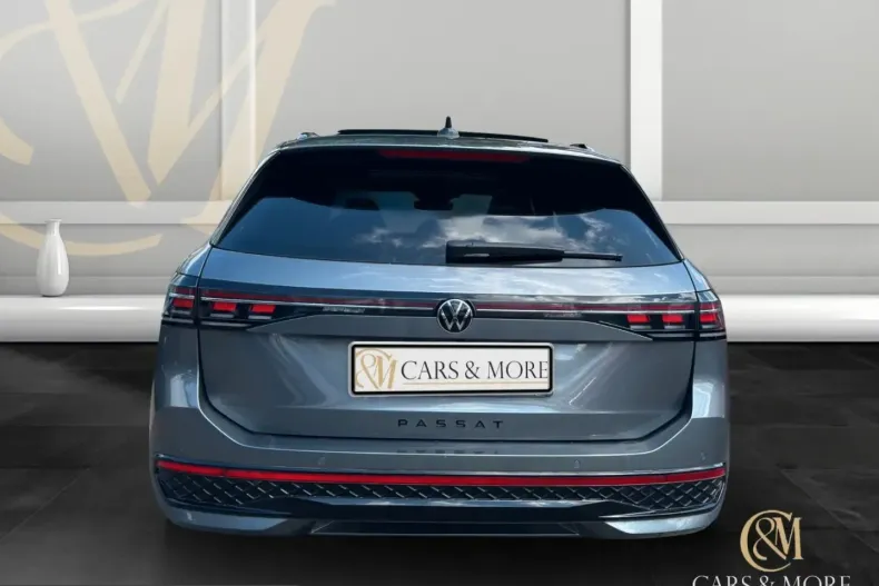 Volkswagen Passat Variant din 2025 cu 22.500 km - oferta VOL239938 - foto 5
