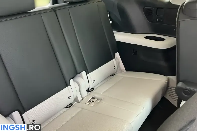 Hyundai IONIQ 9 din 2025 cu 10.000 km - oferta HYU239942 - foto 11