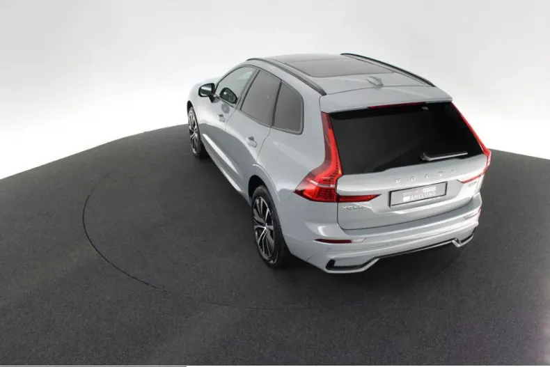 Volvo XC60 din 2023 cu 26.844 km - oferta VOL239948 - foto 14