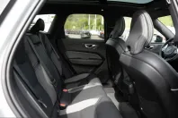 Volvo XC60 din 2023 cu 26.844 km - oferta VOL239948 - foto 22