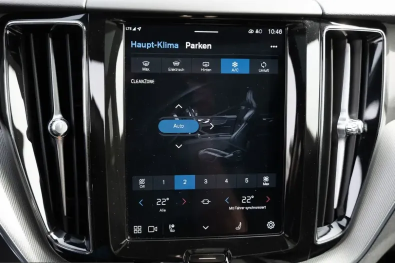 Volvo XC60 din 2023 cu 26.844 km - oferta VOL239948 - foto 29