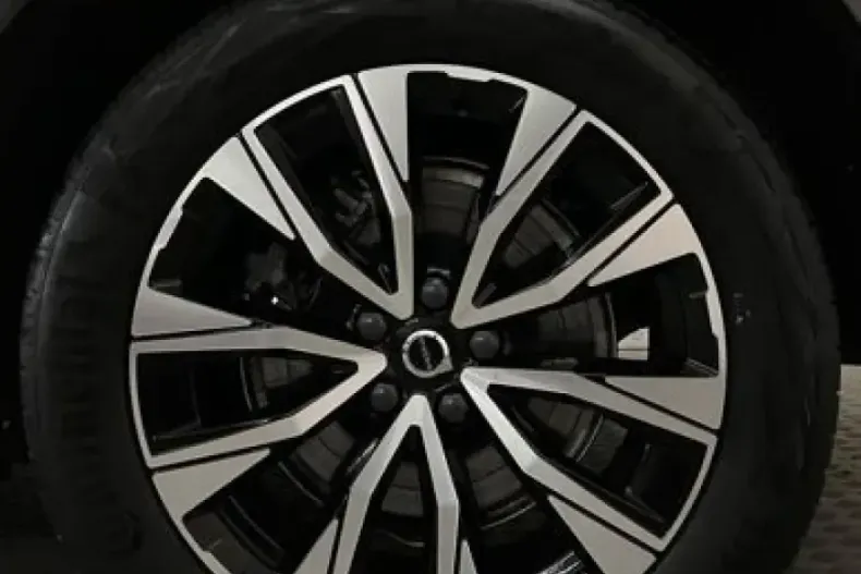 Volvo XC60 din 2023 cu 53.282 km - oferta VOL239952 - foto 11
