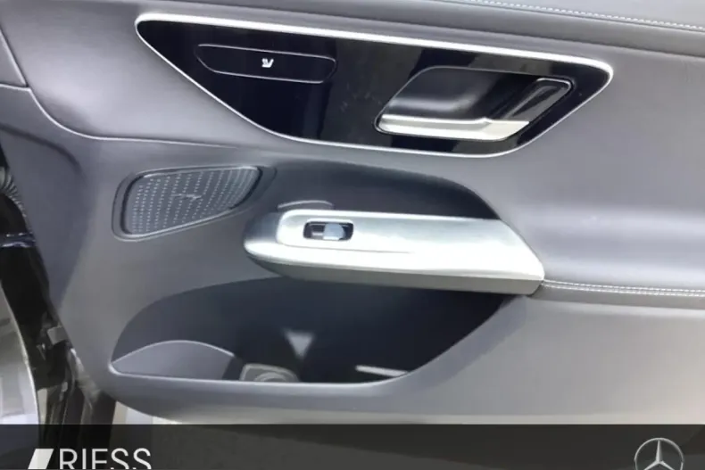Mercedes-Benz GLC 300 (Clasa GLC) din 2025 cu 28.812 km - oferta MER239963 - foto 20