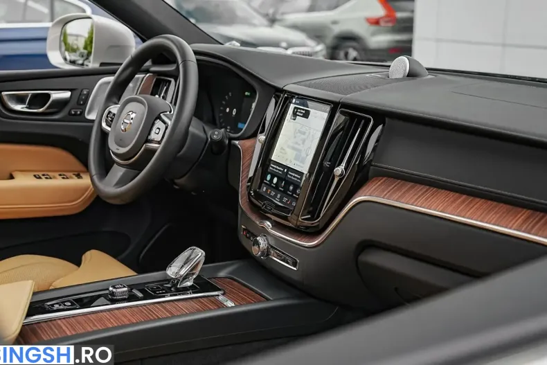 Volvo XC60 din 2023 cu 86.400 km - oferta VOL239972 - foto 19