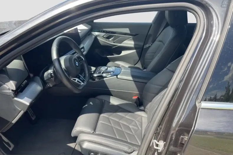BMW 520 (Seria 5) din 2024 cu 51.111 km - oferta BMW239984 - foto 5