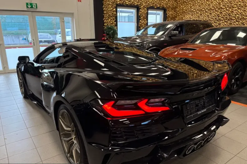 Corvette Z06 din 2023 cu 3.400 km - oferta COR239989 - foto 6