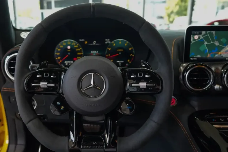 Mercedes-Benz AMG GT (Clasa GT) din 2022 cu 5.474 km - oferta MER239991 - foto 29