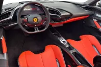 Ferrari SF90 din 2023 cu 3.700 km - oferta FER239992 - foto 12