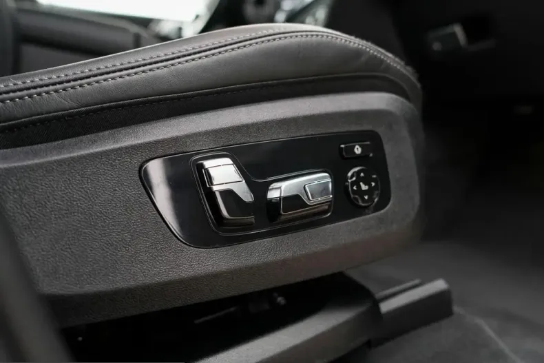 BMW X5 (Seria X) din 2025 cu 23.390 km - oferta BMW239994 - foto 12