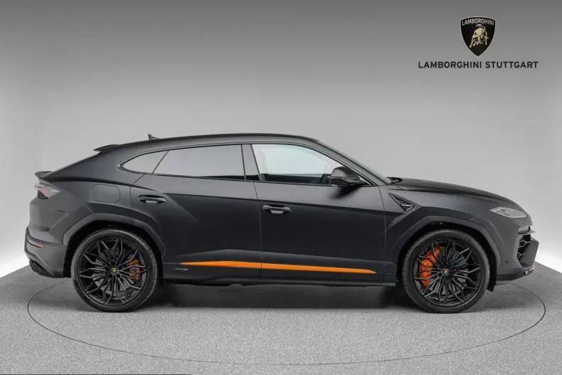 Lamborghini Urus din 2025 cu 2.800 km - oferta LAM240003 - foto 6