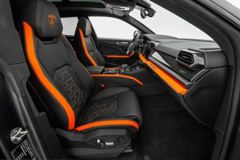 Lamborghini Urus din 2025 cu 2.800 km - oferta LAM240003 - foto 17