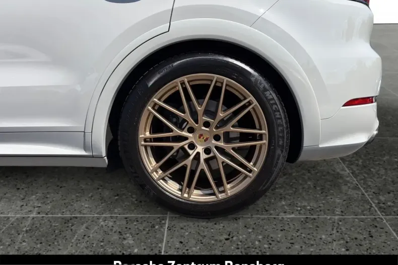 Porsche Cayenne din 2024 cu 34.100 km - oferta POR240008 - foto 8
