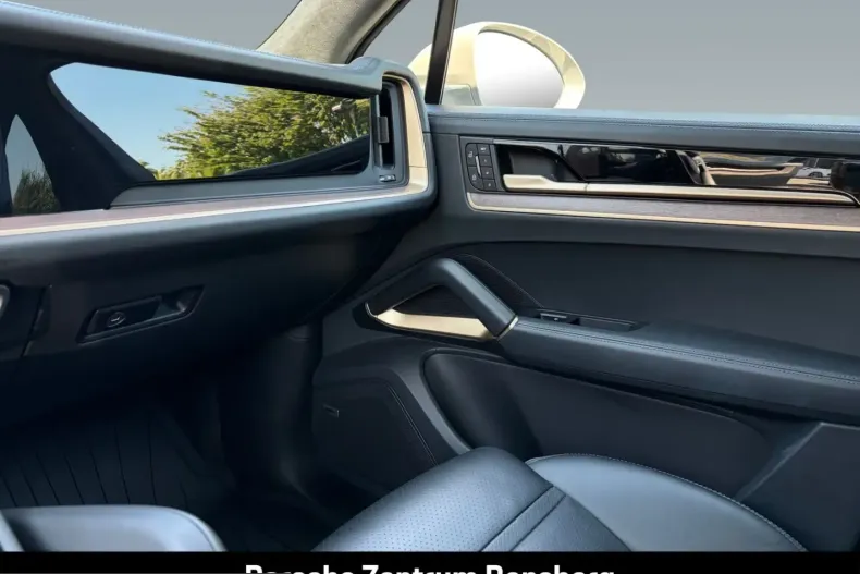 Porsche Cayenne din 2024 cu 34.100 km - oferta POR240008 - foto 31