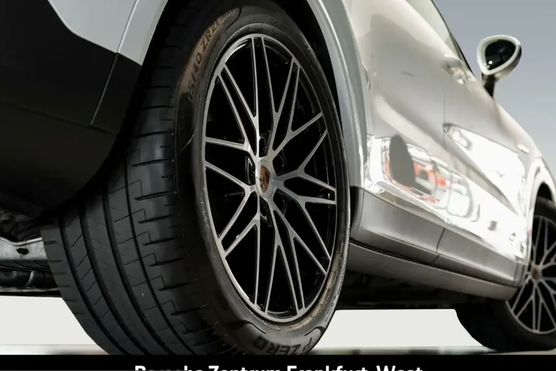 Porsche Cayenne din 2025 cu 16.160 km - oferta POR240010 - foto 6