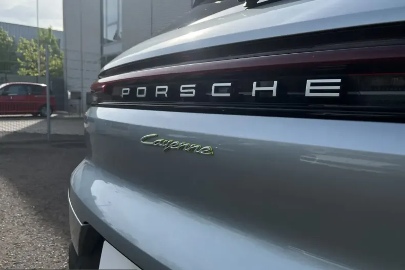 Porsche Cayenne din 2024 cu 25.180 km - oferta POR240011 - foto 20