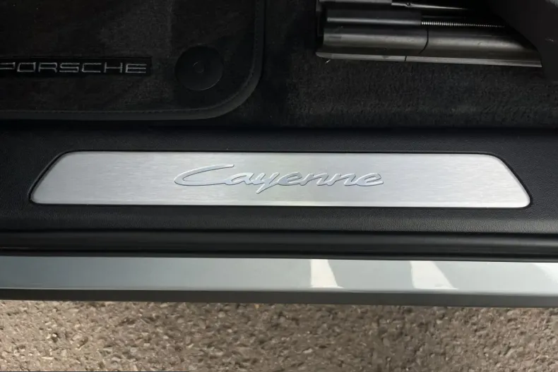 Porsche Cayenne din 2024 cu 25.180 km - oferta POR240011 - foto 22