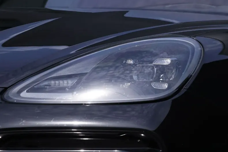 Porsche Cayenne din 2023 cu 53.800 km - oferta POR240016 - foto 7