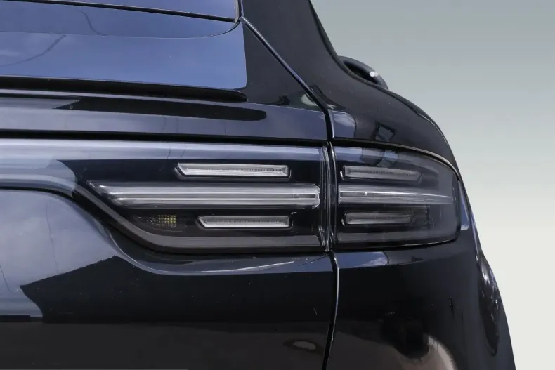 Porsche Cayenne din 2023 cu 53.800 km - oferta POR240016 - foto 9