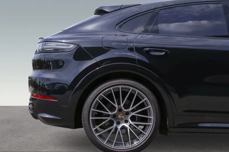 Porsche Cayenne din 2023 cu 53.800 km - oferta POR240016 - foto 30