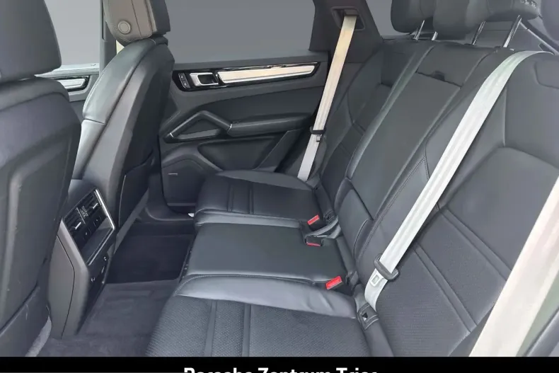 Porsche Cayenne din 2023 cu 63.000 km - oferta POR240018 - foto 16