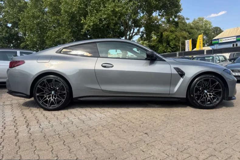 BMW M4 (Seria 4) din 2025 cu 6.600 km - oferta BMW240023 - foto 6