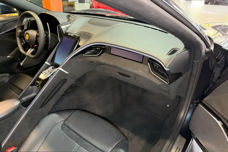 Ferrari Roma din 2024 cu 10.900 km - oferta FER240039 - foto 17