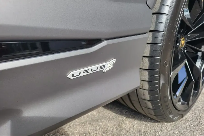Lamborghini Urus din 2023 cu 41.000 km - oferta LAM240046 - foto 8