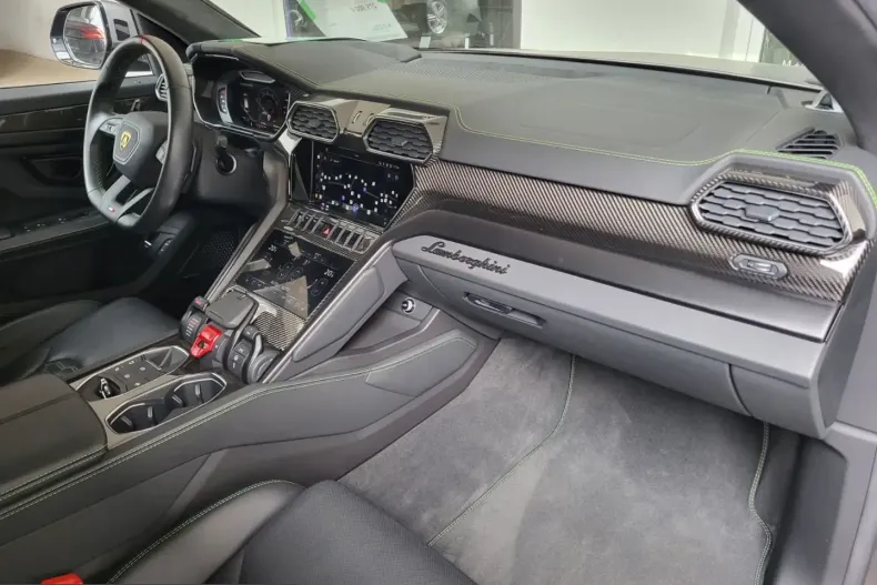 Lamborghini Urus din 2023 cu 41.000 km - oferta LAM240046 - foto 33