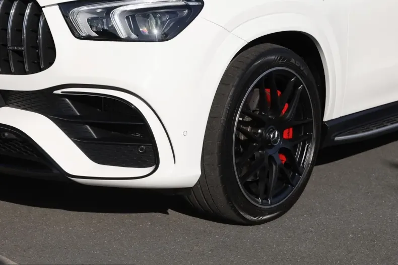 Mercedes-Benz GLE 63 AMG (Clasa GLE) din 2024 cu 30.890 km - oferta MER240048 - foto 4
