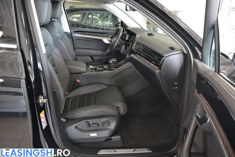 Volkswagen Touareg din 2025 cu 24.610 km - oferta VOL240061 - foto 11